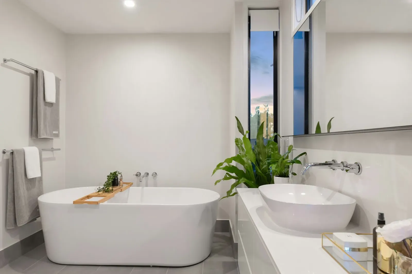 Kamar mandi — ilustrasi interior Tipe 75 / LT 70